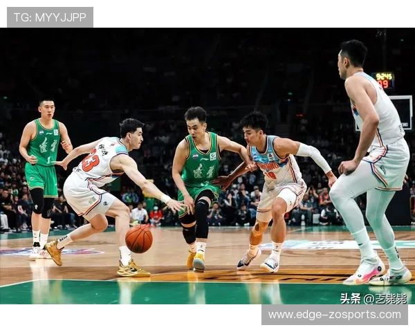 当CBA锋线陷入攻防失衡时阿不都沙拉木为何仍是国家队最稳拼图